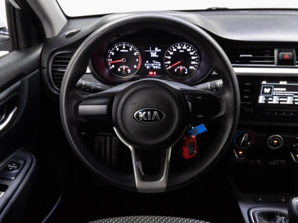 Kia Rio IV с пробегом 2019 года, цена 1 230 000 рублей, 70161 км, седан, Автокод Объявления