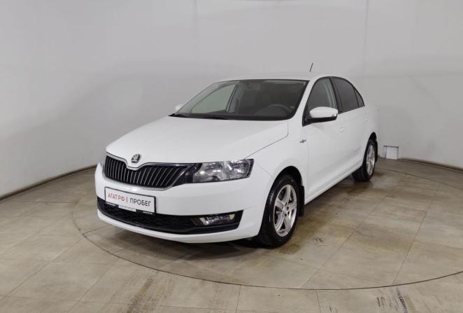 Skoda Rapid I Рестайлинг с пробегом 2019 года, цена 1 385 000 рублей, 47800 км, лифтбек, Автокод Объявления