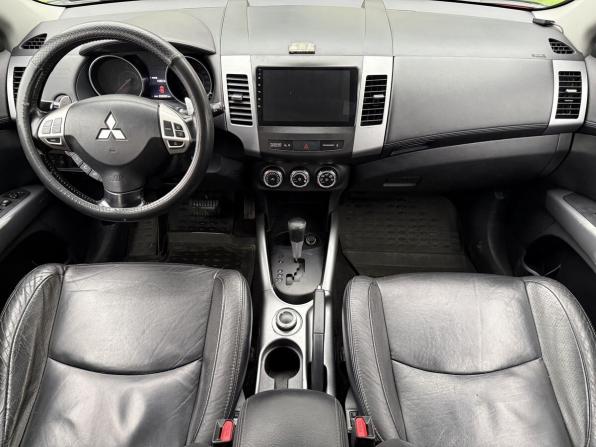 Mitsubishi Outlander II Рестайлинг с пробегом 2009 года, цена 929 000 рублей, 299002 км, внедорожник, Автокод Объявления