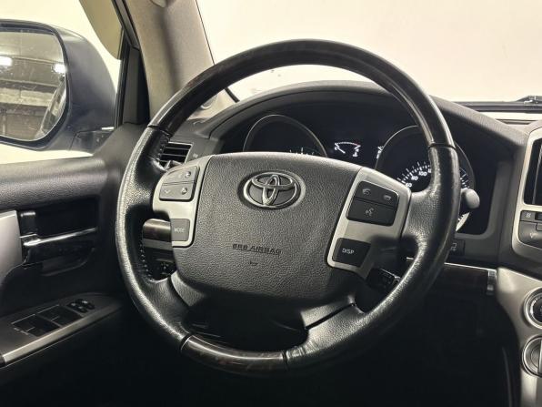 Toyota Land Cruiser 200 Series Рестайлинг 1 с пробегом 2012 года, цена 3 449 000 рублей, 212852 км, внедорожник, Автокод Объявления