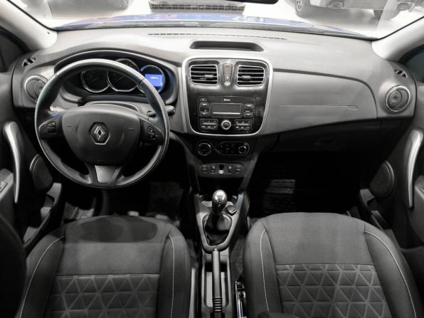 Renault Sandero II с пробегом 2017 года, цена 990 000 рублей, 73000 км, хэтчбек, Автокод Объявления