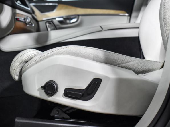 Volvo XC90 II Рестайлинг 1 с пробегом 2021 года, цена 3 997 860 рублей, 147001 км, внедорожник, Автокод Объявления