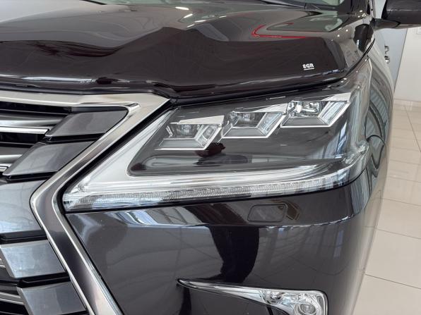 Lexus LX III Рестайлинг 2 с пробегом 2016 года, цена 7 100 000 рублей, 96423 км, внедорожник, Автокод Объявления