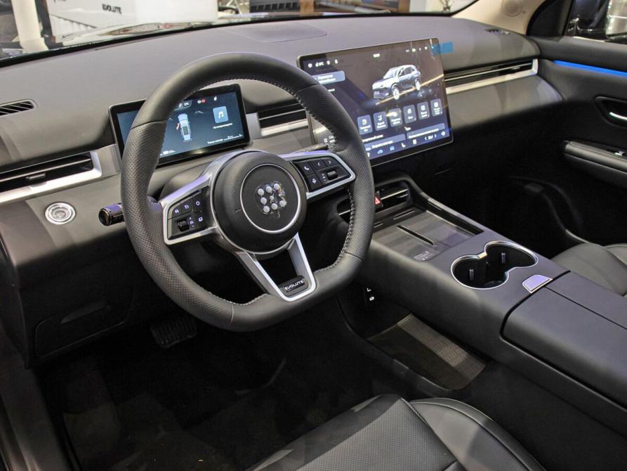 Evolute i-SPACE I Рестайлинг Москва  - изображение 9