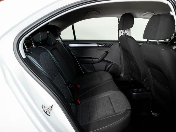 Volkswagen Polo VI с пробегом 2022 года, цена 1 698 000 рублей, 76917 км, лифтбек, Автокод Объявления