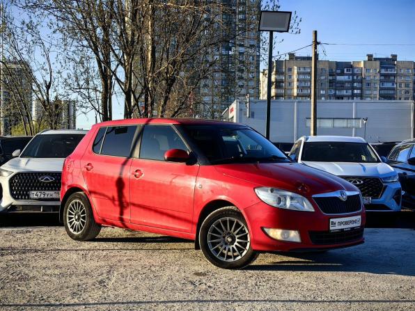 Skoda Fabia II Рестайлинг с пробегом 2012 года, цена 369 000 рублей, 238261 км, хэтчбек, Автокод Объявления