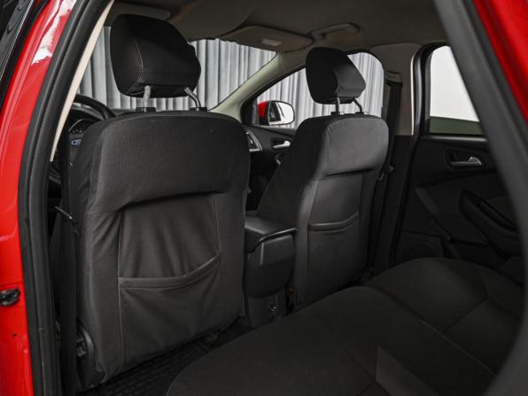 Ford Focus III с пробегом 2012 года, цена 630 000 рублей, 284596 км, хэтчбек, Автокод Объявления