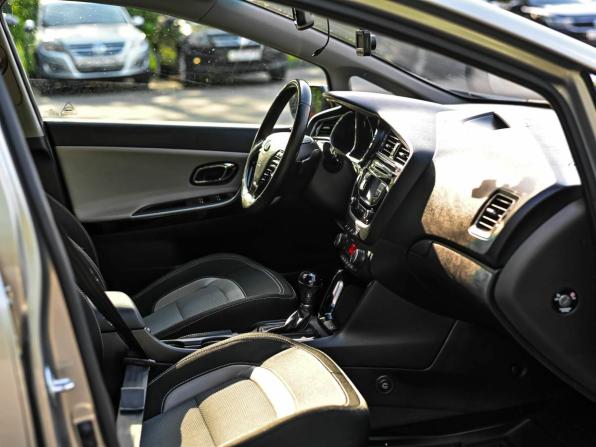Kia Ceed II Рестайлинг с пробегом 2015 года, цена 1 150 000 рублей, 191163 км, хэтчбек, Автокод Объявления
