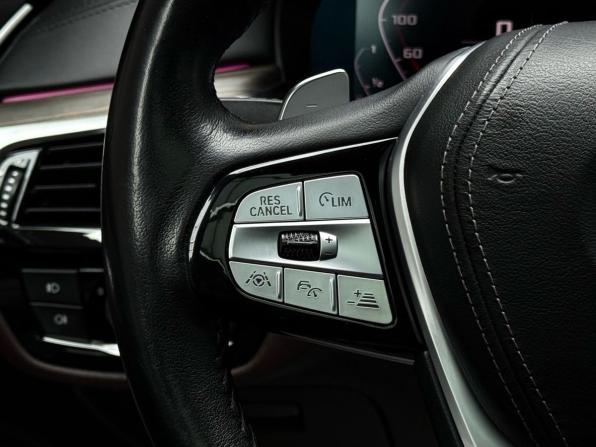 BMW 5 серии VII (G30/G31/G38) с пробегом 2020 года, цена 3 939 000 рублей, 96000 км, седан, Автокод Объявления