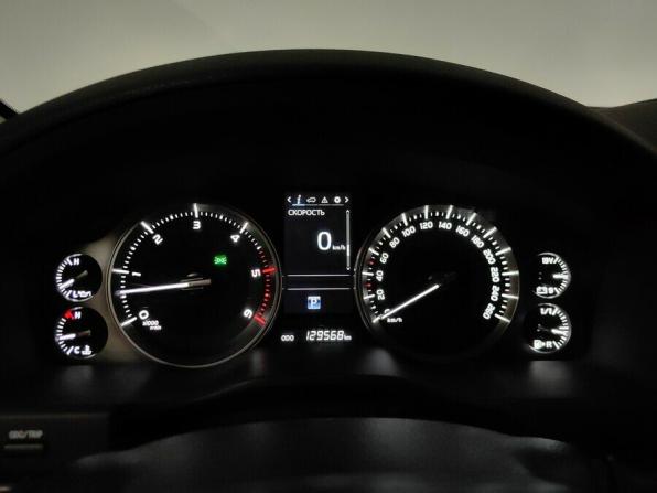 Toyota Land Cruiser 200 Series Рестайлинг 2 с пробегом 2019 года, цена 7 199 000 рублей, 129567 км, внедорожник, Автокод Объявления