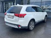 Mitsubishi Outlander III Рестайлинг 3 Санкт-Петербург  - изображение 12