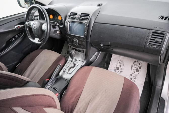 Toyota Corolla X (E140 E150) Рестайлинг с пробегом 2011 года, цена 1 199 000 рублей, 194000 км, седан, Автокод Объявления