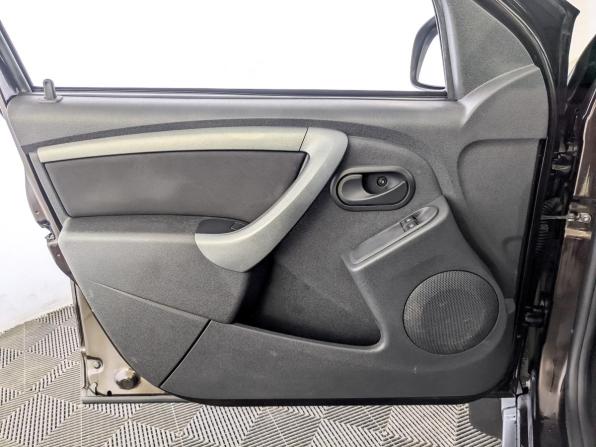 Renault Duster I Рестайлинг с пробегом 2019 года, цена 1 225 000 рублей, 113230 км, внедорожник, Автокод Объявления