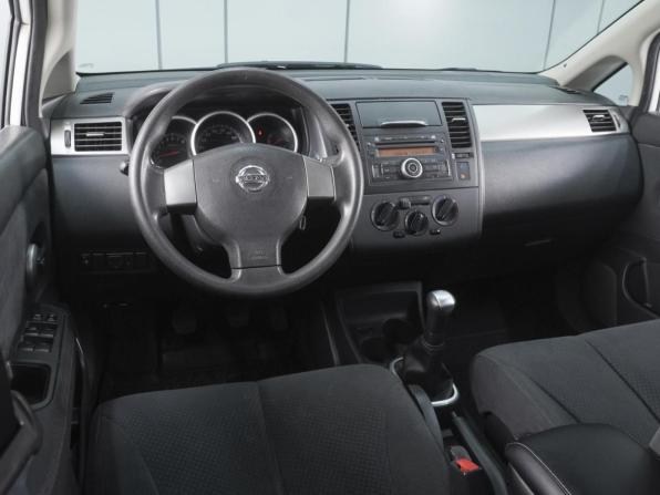 Nissan Tiida I Рестайлинг с пробегом 2013 года, цена 770 000 рублей, 117611 км, седан, Автокод Объявления