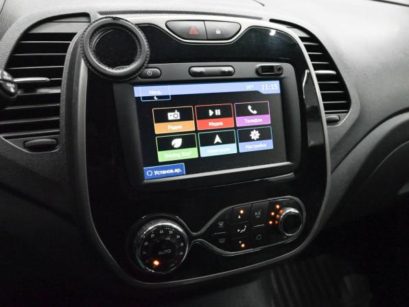 Renault Kaptur I с пробегом 2017 года, цена 1 240 000 рублей, 204694 км, внедорожник, Автокод Объявления