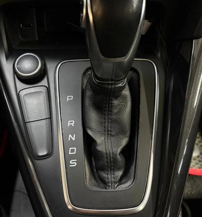 Ford Focus III Рестайлинг с пробегом 2018 года, цена 1 040 000 рублей, 174380 км, седан, Автокод Объявления