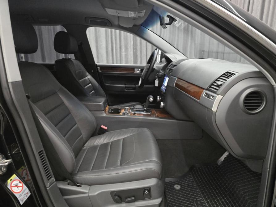 Volkswagen Touareg I Рестайлинг Красноярск  - изображение 12