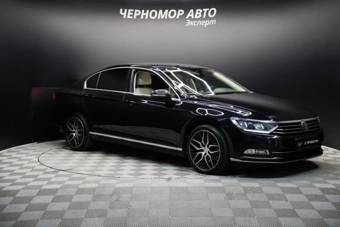 Volkswagen Passat B8 с пробегом 2019 года, цена 2 590 000 рублей, 144000 км, седан, Автокод Объявления
