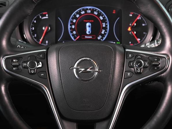 Opel Insignia I Рестайлинг с пробегом 2015 года, цена 1 325 000 рублей, 222699 км, универсал, Автокод Объявления
