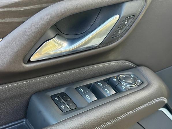GMC Yukon V с пробегом 2023 года, цена 11 748 000 рублей, 8090 км, внедорожник, Автокод Объявления