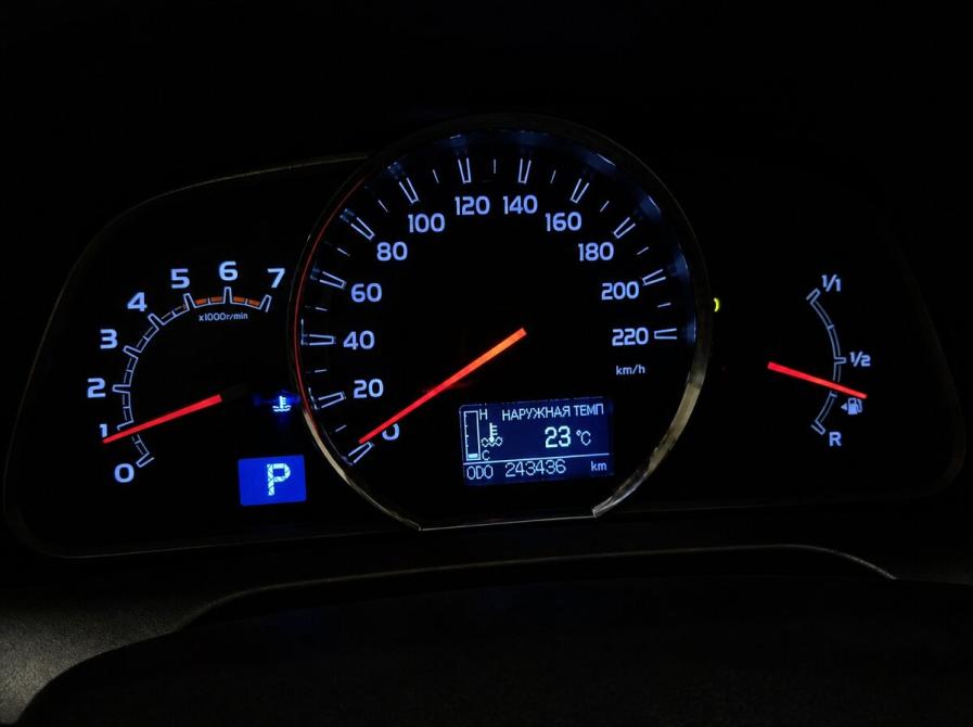 Toyota RAV4 IV (XA40) Кемерово  - изображение 12