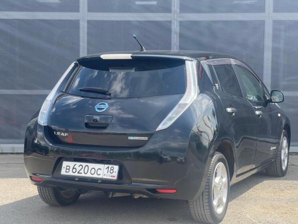 Nissan Leaf I (ZE0/AZE0) с пробегом 2013 года, цена 950 000 рублей, 84000 км, хэтчбек, Автокод Объявления