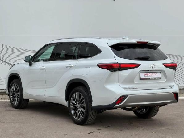 Toyota Highlander IV (XU70) с пробегом 2026 года, цена 5 349 000 рублей, 10 км, внедорожник, Автокод Объявления