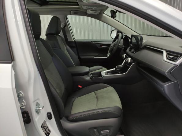 Toyota RAV4 V (XA50) с пробегом 2024 года, цена 4 200 000 рублей, 1000 км, внедорожник, Автокод Объявления