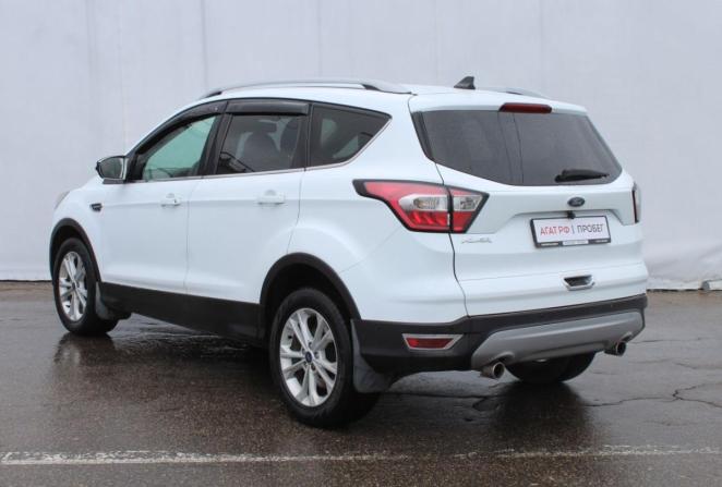 Ford Kuga II Рестайлинг с пробегом 2018 года, цена 1 486 000 рублей, 269424 км, внедорожник, Автокод Объявления