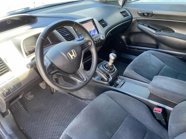 Honda Civic VIII Рестайлинг с пробегом 2010 года, цена 680 000 рублей, 205000 км, седан, Автокод Объявления