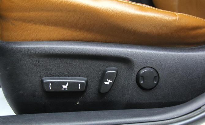 Toyota Camry VII (XV50) Рестайлинг с пробегом 2016 года, цена 2 146 500 рублей, 175473 км, седан, Автокод Объявления
