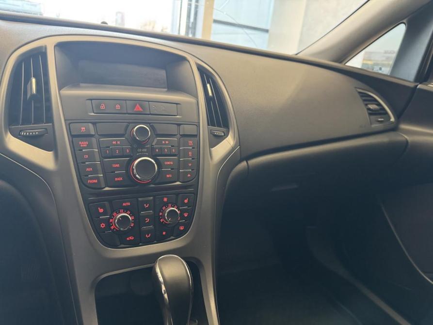 Opel Astra J Рестайлинг Ярославль  - изображение 8