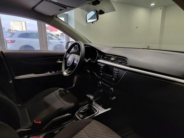 Kia Rio IV с пробегом 2017 года, цена 1 305 000 рублей, 92989 км, седан, Автокод Объявления
