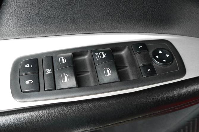Dodge Journey I Рестайлинг с пробегом 2018 года, цена 1 429 000 рублей, 153356 км, внедорожник, Автокод Объявления