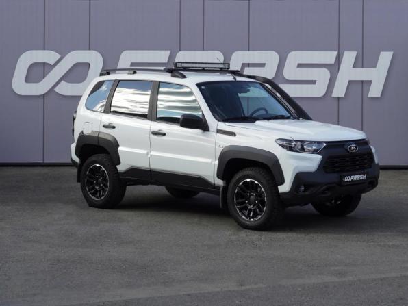Lada (ВАЗ) Niva Travel I с пробегом 2023 года, цена 1 229 000 рублей, 8003 км, внедорожник, Автокод Объявления