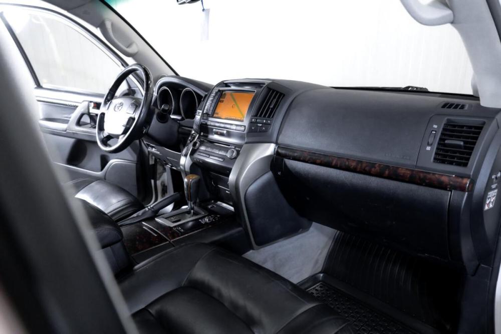 Toyota Land Cruiser 200 Series Тюмень  - изображение 19