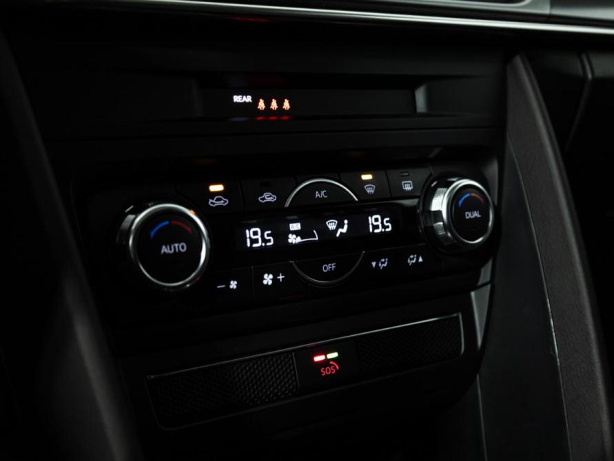 Mazda CX-4 I Рестайлинг Санкт-Петербург  - изображение 18