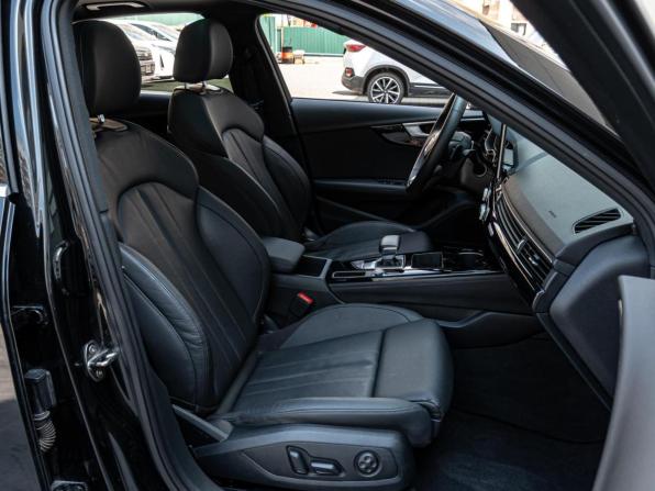 Audi A4 V (B9) Рестайлинг с пробегом 2021 года, цена 4 370 000 рублей, 96682 км, седан, Автокод Объявления