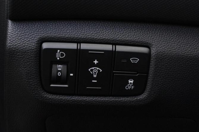Hyundai Creta I с пробегом 2017 года, цена 1 795 000 рублей, 128400 км, внедорожник, Автокод Объявления