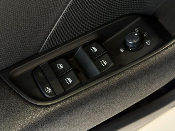 Audi A3 III (8V) с пробегом 2014 года, цена 1 190 000 рублей, 179000 км, седан, Автокод Объявления