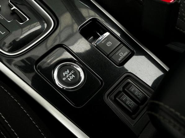Mitsubishi Outlander III Рестайлинг 3 с пробегом 2021 года, цена 2 198 800 рублей, 122869 км, внедорожник, Автокод Объявления
