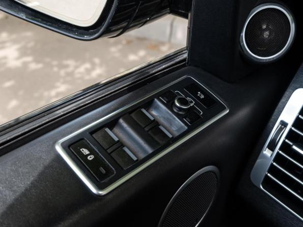 Land Rover Range Rover IV с пробегом 2015 года, цена 4 350 000 рублей, 242056 км, внедорожник, Автокод Объявления