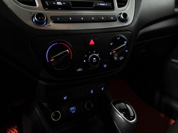 Hyundai Solaris II с пробегом 2019 года, цена 1 169 700 рублей, 128211 км, седан, Автокод Объявления