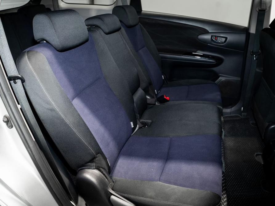 Toyota Wish II Рестайлинг Чита  - изображение 6
