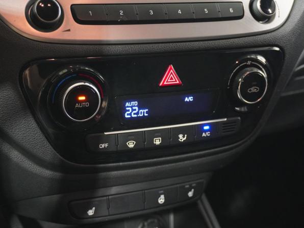 Hyundai Solaris II с пробегом 2019 года, цена 1 234 000 рублей, 90645 км, седан, Автокод Объявления
