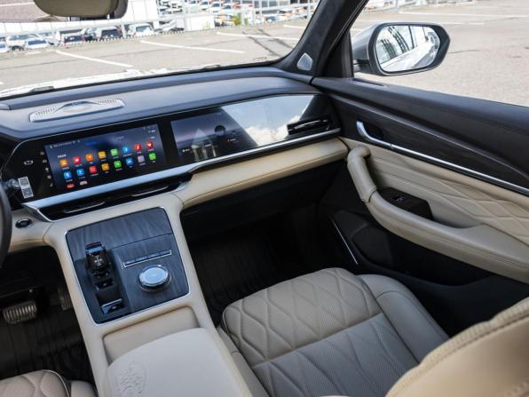 Geely Monjaro I Рестайлинг (China Market) с пробегом 2024 года, цена 3 829 000 рублей, 10238 км, внедорожник, Автокод Объявления