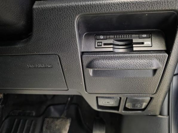 Toyota Voxy III (R80) с пробегом 2015 года, цена 1 800 000 рублей, 208185 км, минивэн, Автокод Объявления