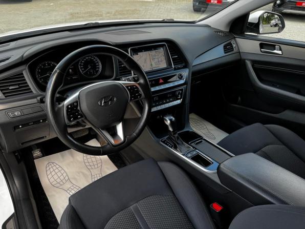 Hyundai Sonata VII (LF) Рестайлинг с пробегом 2018 года, цена 1 840 000 рублей, 109550 км, седан, Автокод Объявления