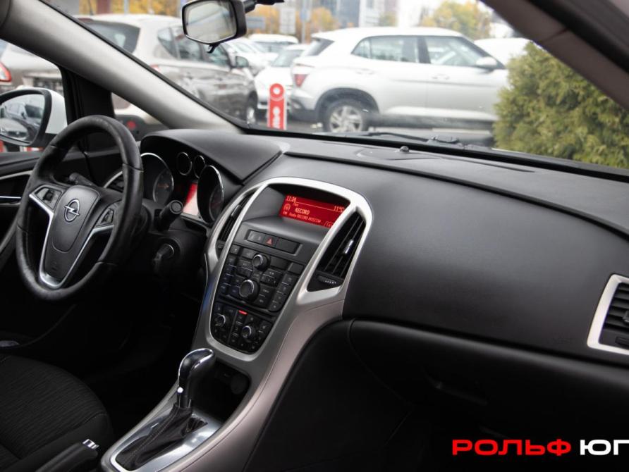 Opel Astra J Рестайлинг Москва  - изображение 7