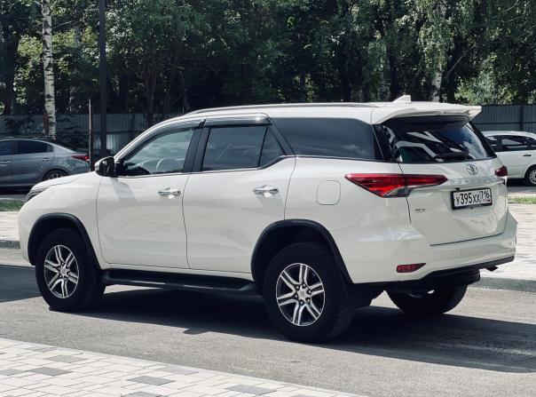 Toyota Fortuner II Рестайлинг с пробегом 2022 года, цена 4 050 000 рублей, 66961 км, внедорожник, Автокод Объявления